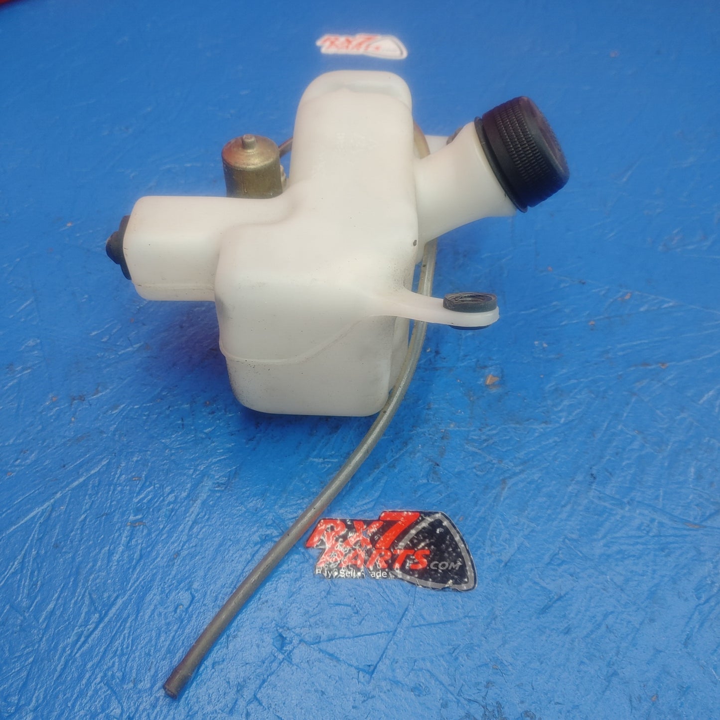 LHD, RHD Rear Window Hatch Washer Fluid Reservoir  RX7 RX-7 FD FD3S 13B-REW 92 - 02 FD FD3S 13B-REW SH5B13/1