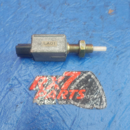 LHD, RHD Clutch Pedal Position Switch LA01 66 490A RX7 RX-7 FD FD3S 13B-REW 92 - 02 FD FD3S 13B-REW SH5B19/1