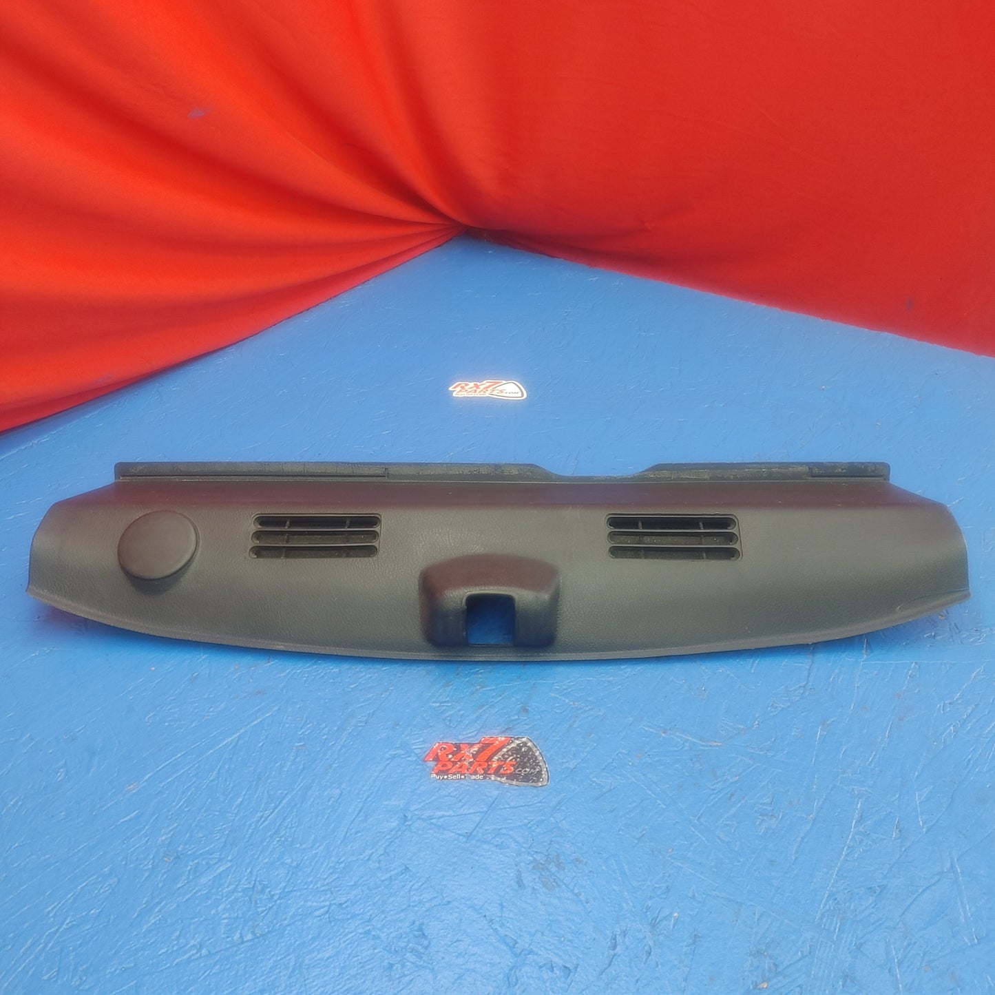 LHD, RHD Rear Hatch Center Trunk Garnish FD01 68 89X RX7 RX-7 FD FD3S 13B-REW 92 - 02 FD FD3S 13B-REW S4B0/472