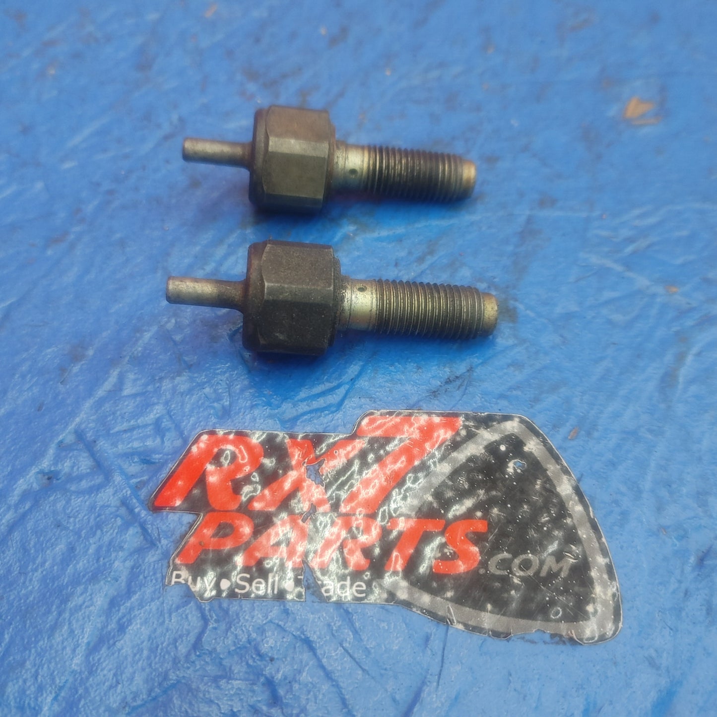 LHD, RHD 1984 Thru 1995 13B Pair Oil Metering Injector To Intake Manifold    SH6B2/43 - RX7Parts