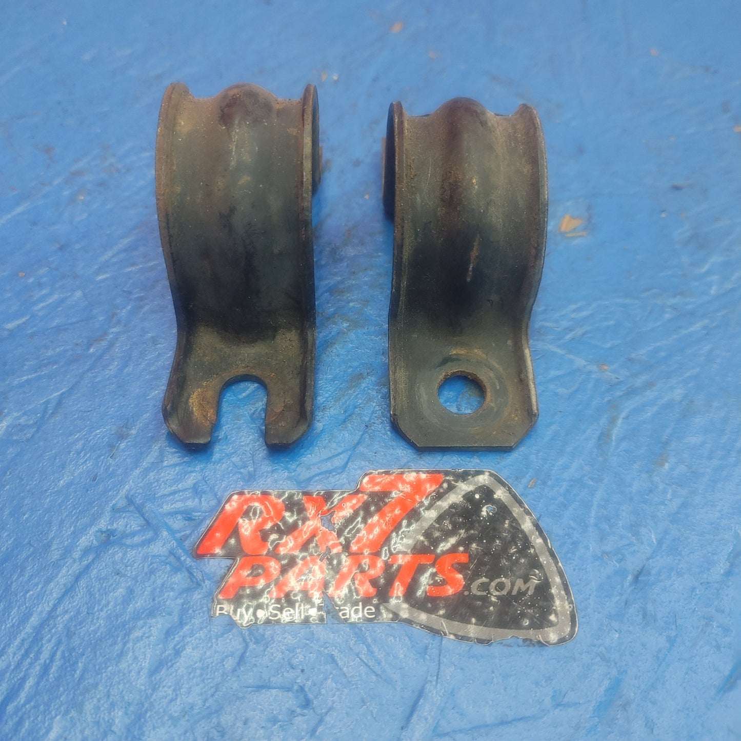 LHD, RHD Rear Stabilizer Sway Bar Mounting Brackets Pair 2003 THRU 2008 NISSAN 350Z    SH6B5/6