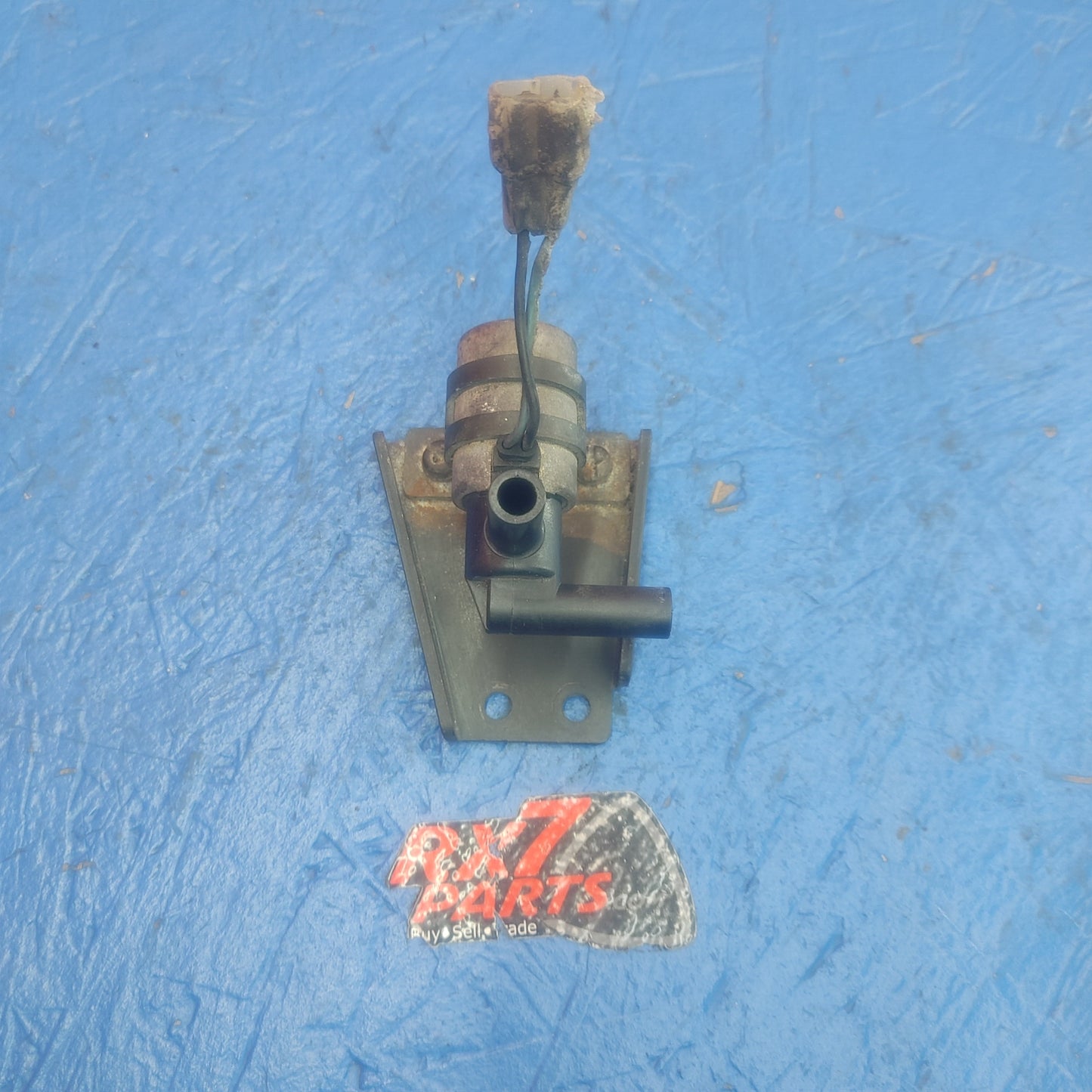 LHD, RHD Turbo Solenoid Valve  N332 13 720 RX7 RX-7 FC S4 FC3S 86 - 88 FC FC3S 13B SH6B5/29