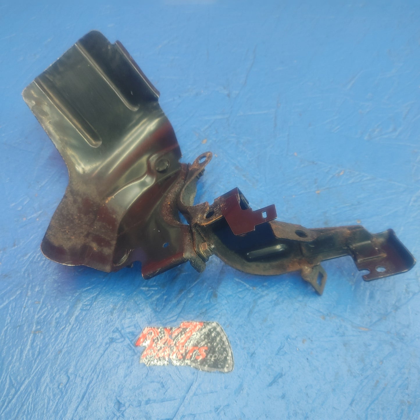 LHD, RHD Abs Pump Heat Shield With Line Clip Bracket  RX7 RX-7 FD FD3S 13B-REW 92 - 02 FD FD3S 13B-REW SH6B5/32