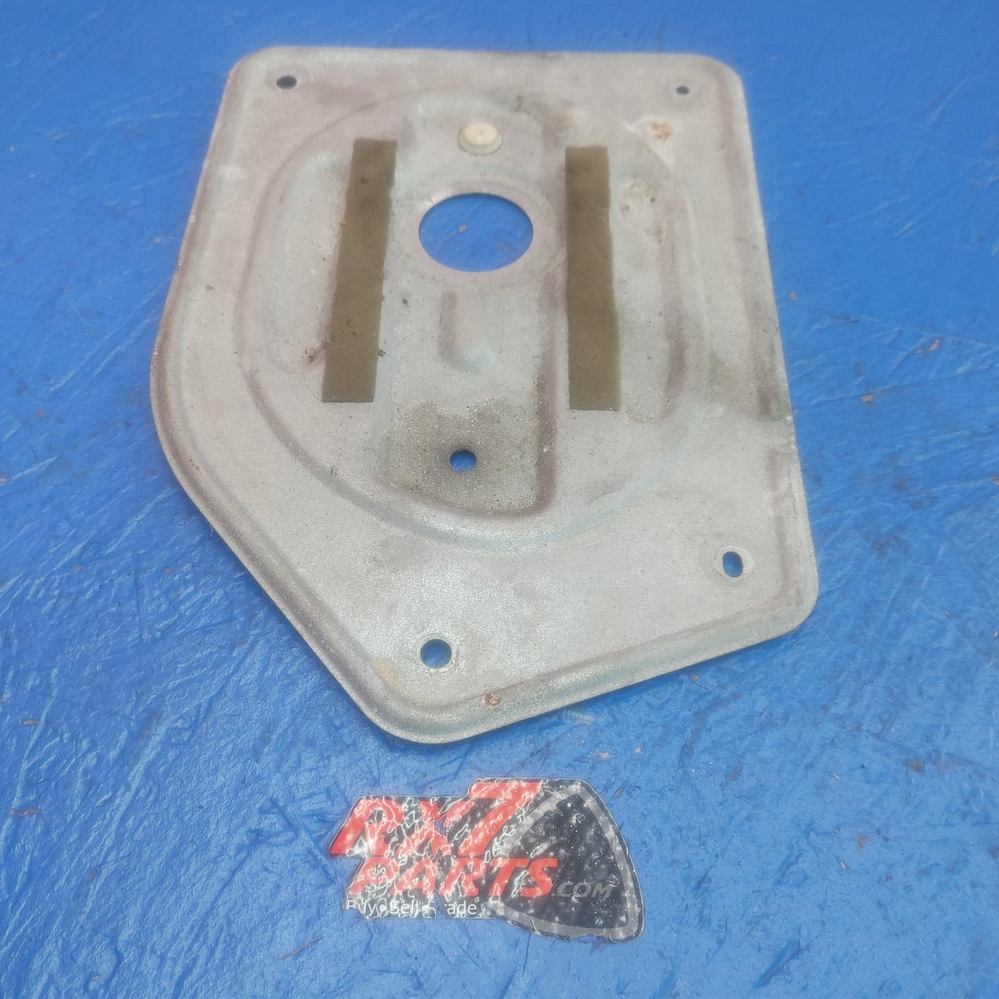 LHD, RHD Fuel Pump Access Cover  RX7 RX-7 FD FD3S 13B-REW 92 - 02 FD FD3S 13B-REW SH6B9/23