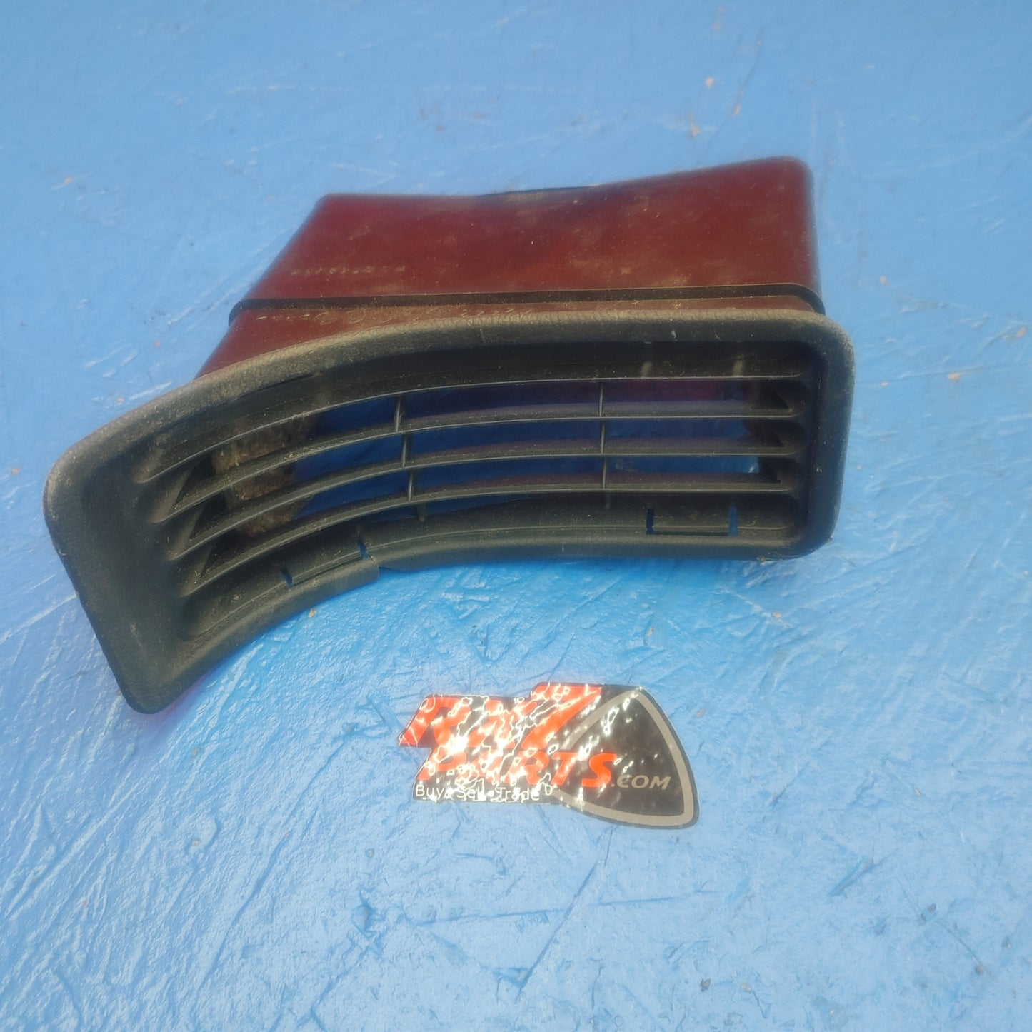 LHD, RHD Trunk Trim Vent Grill FD01 68 J5Y RX7 RX-7 FD FD3S 13B-REW 92 - 02 FD FD3S 13B-REW SH6B17/11