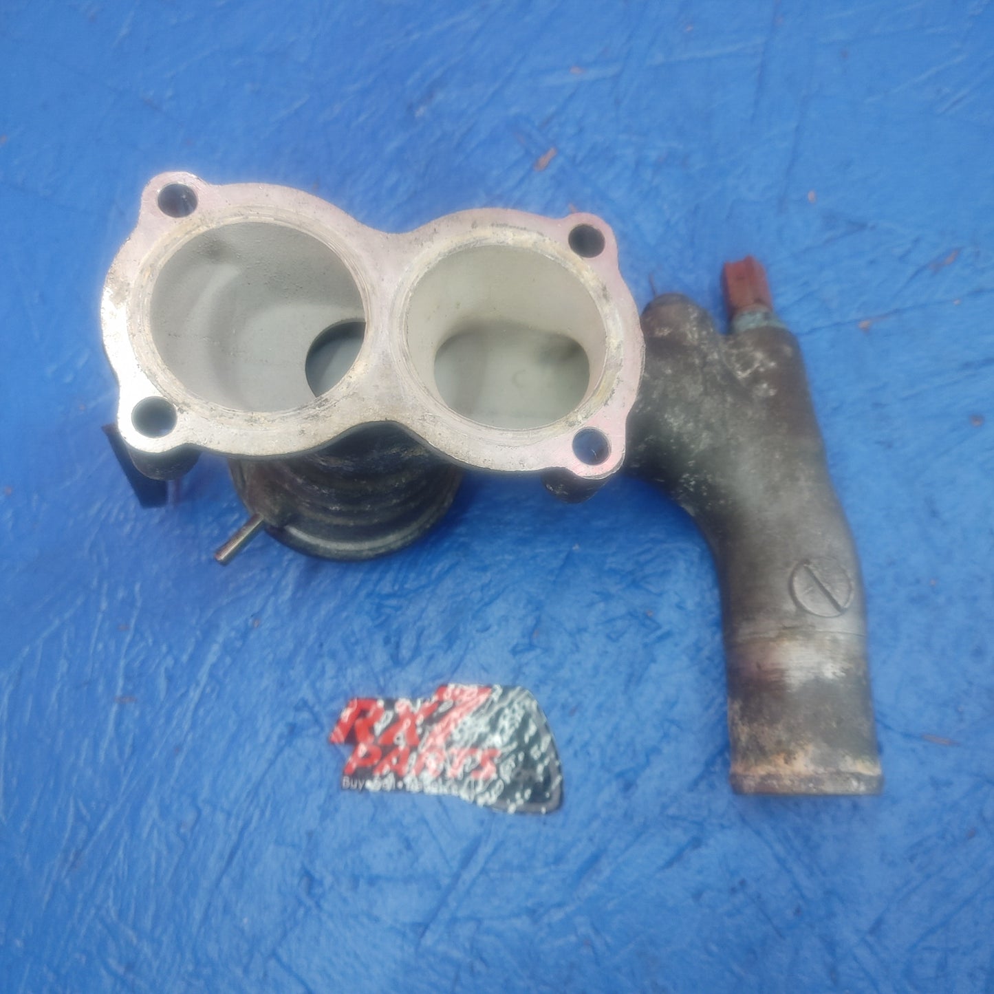 LHD, RHD Cosmo 20B Thermostat Housing    SH7B2/12