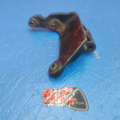 LHD, RHD Cosmo 20B Air Pump Bracket     SH7B2/13