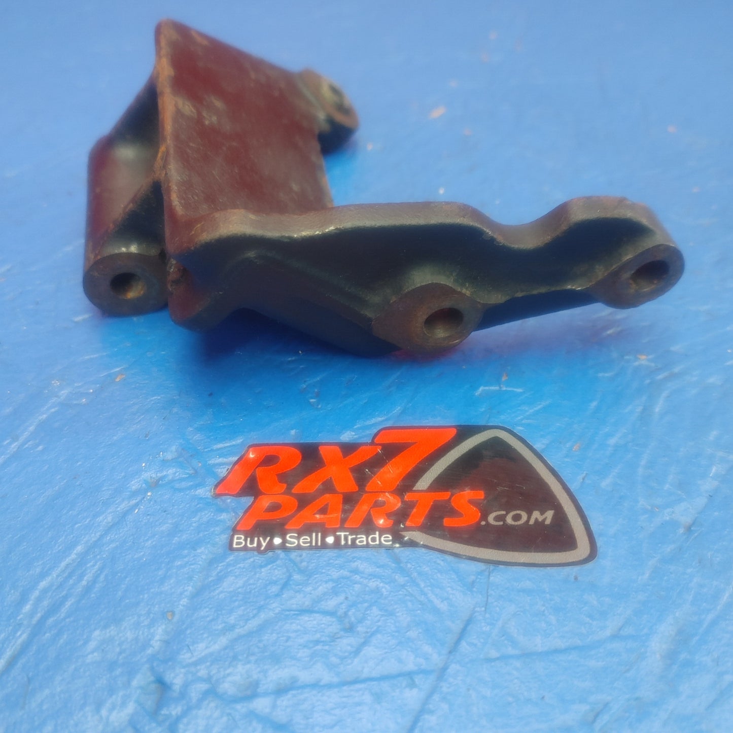 LHD, RHD Cosmo 20B Air Pump Bracket     SH7B2/13
