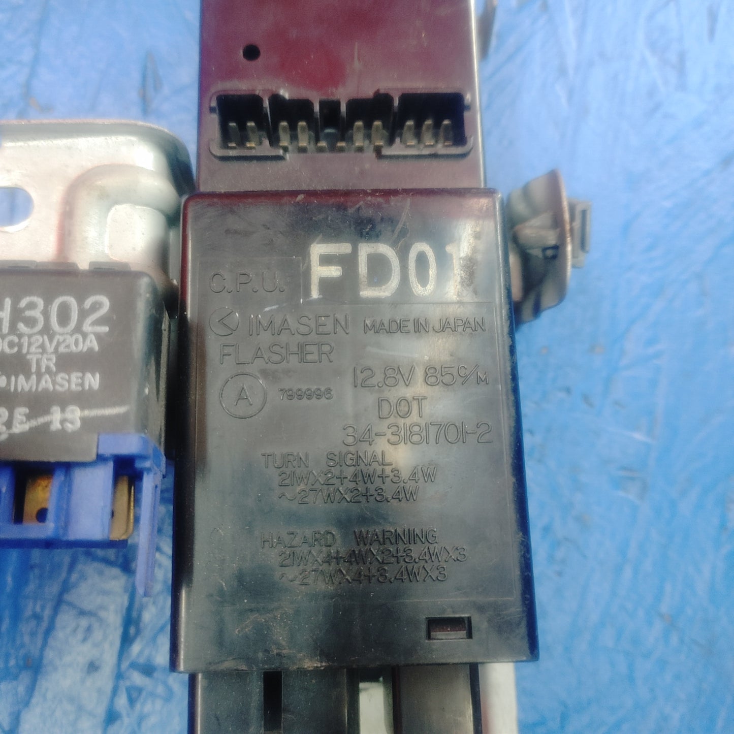 LHD, RHD Flasher Cpu With Relay Bracket Holder (Complete Assembly Minus Cruise Control Cpu)  RX7 RX-7 FD FD3S 13B-REW 92 - 02 FD FD3S 13B-REW SH7B2/15
