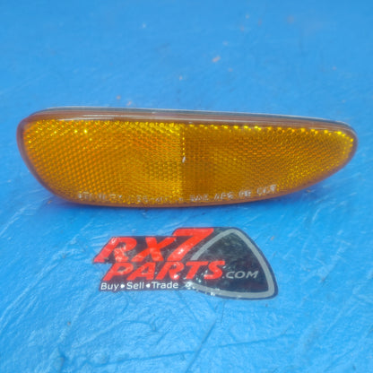 LHD, RHD Stanley Front Side Marker Amber Right 055 4103 RX7 RX-7 FD FD3S 13B-REW 92 - 02 FD FD3S 13B-REW SH7B4/7