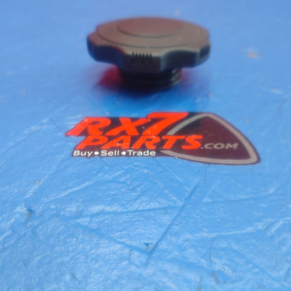 LHD, RHD Oil Cap    SH7B4/11