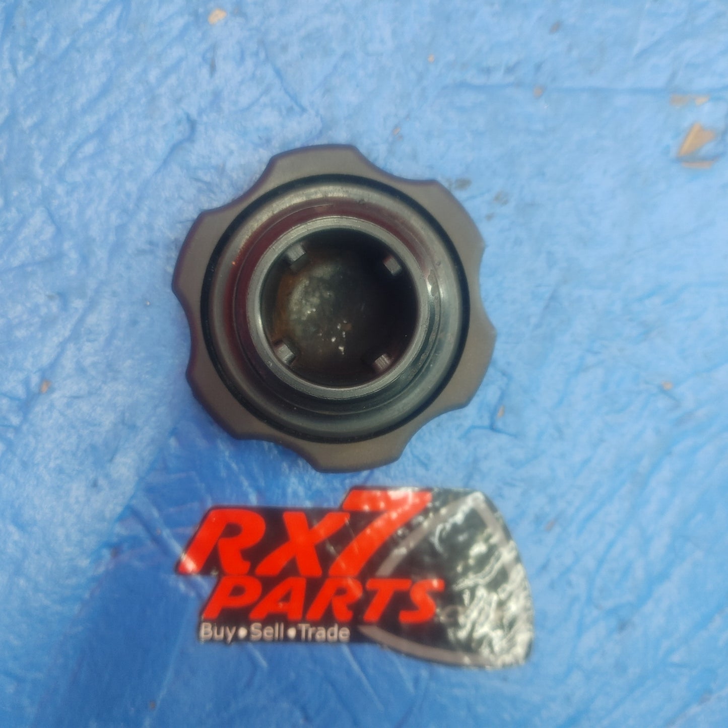 LHD, RHD Oil Cap    SH7B4/11