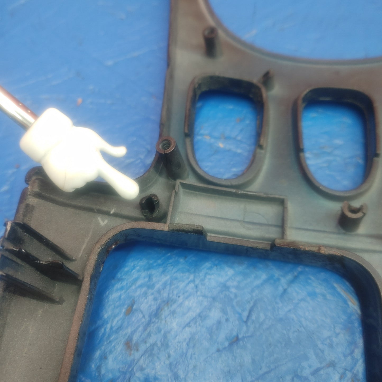 RHD Broken Center Console Shifter Surround Bezel Plastic Trim  RX7 RX-7 FD FD3S RHD JDM 92 - 02 FD FD3S 13B-REW SH7B6/5