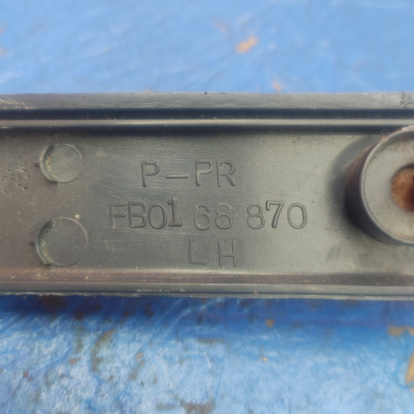 LHD, RHD Lh Rear Upper Hatch Side Trim Blue  FB01 68 870 RX7 RX-7 FC S4 FC3S 86 - 88 FC FC3S 13B SH7B12/5