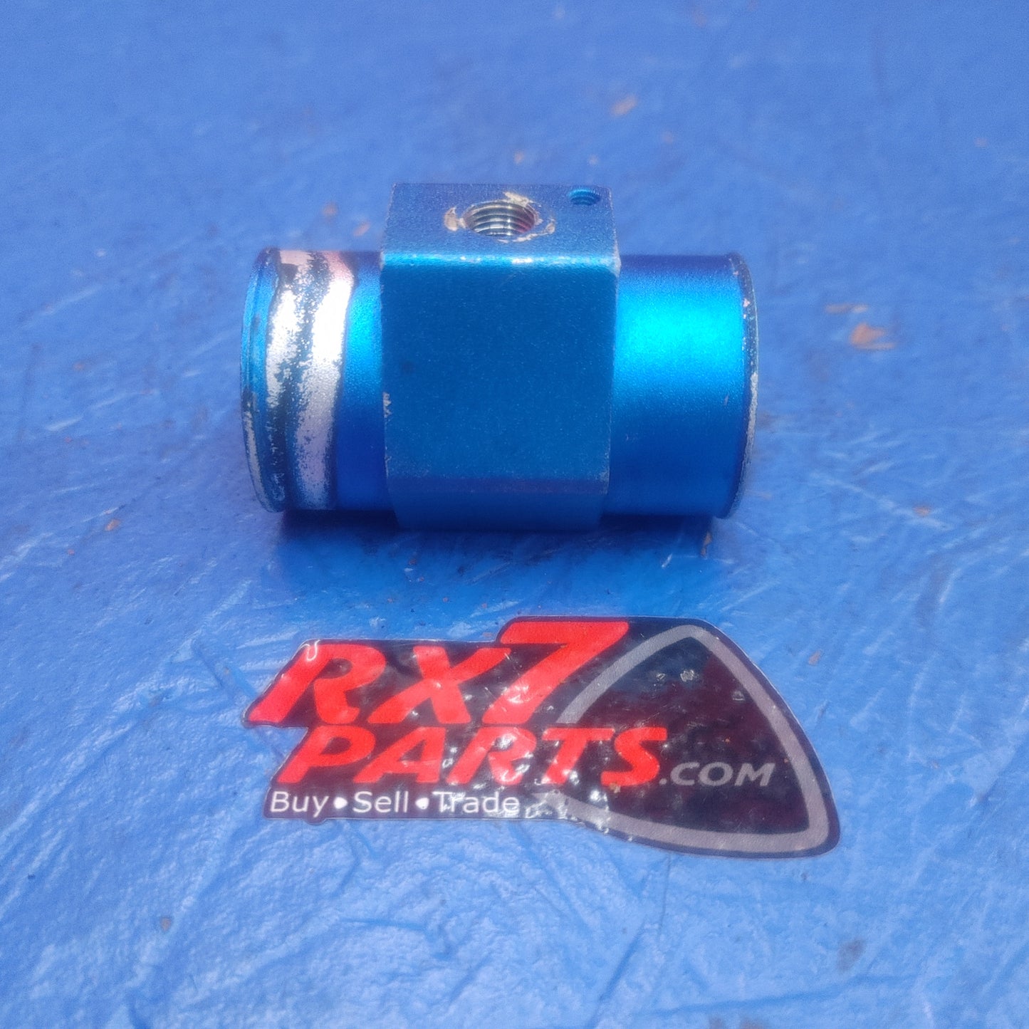 LHD, RHD Coolant Temperature Sensor Adaptor    S15B27/12