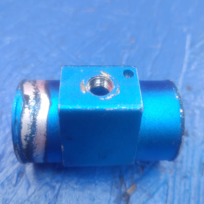 LHD, RHD Coolant Temperature Sensor Adaptor    S15B27/12