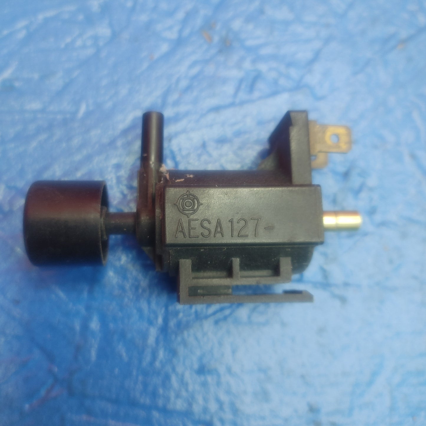 LHD, RHD Turbo Vacuum Solenoid Valve AESA127 RX7 RX-7 FD FD3S 13B-REW 92 - 02 FD FD3S 13B-REW S15B27/15
