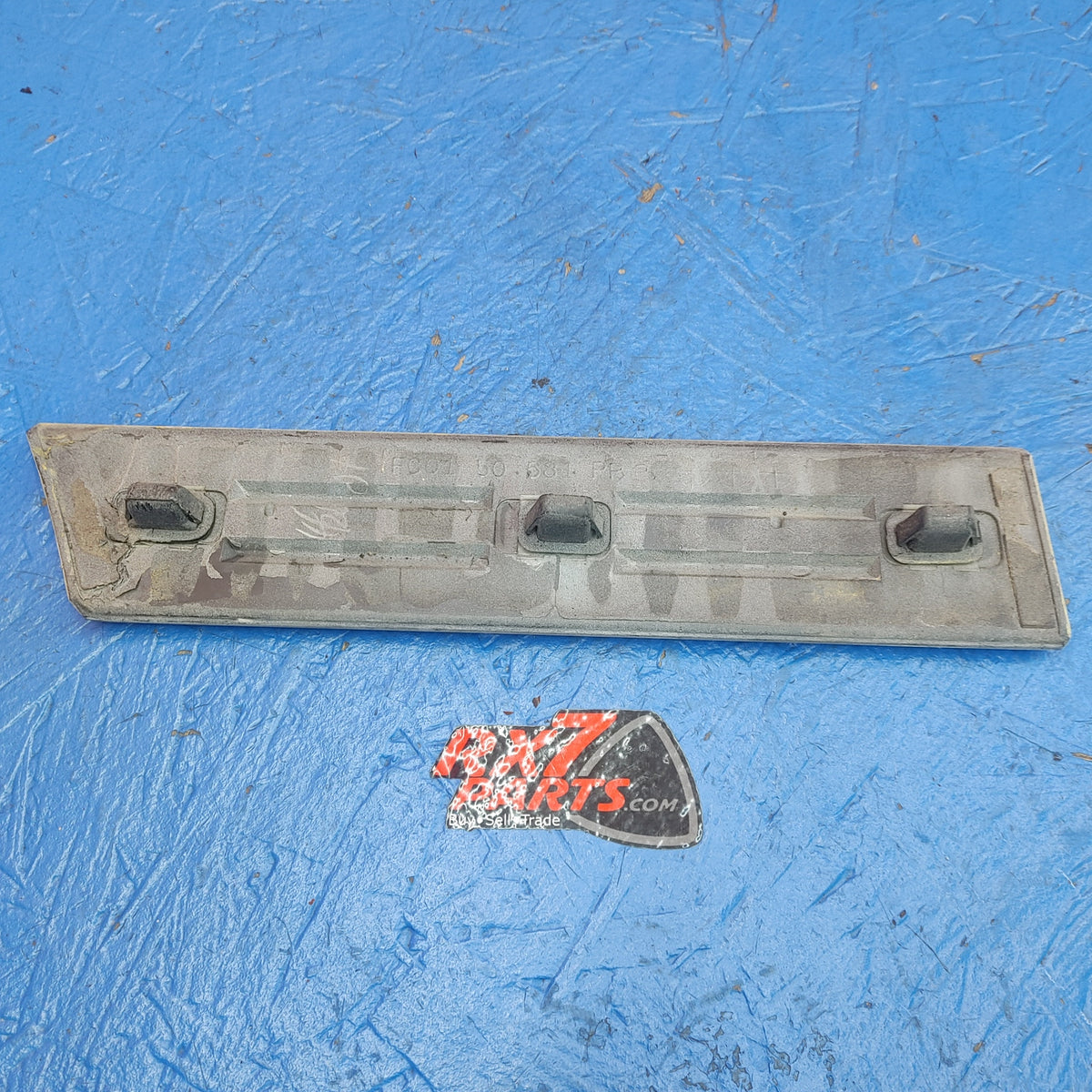 USED LHD, RHD Fender Rear Body Side Molding Front Right  FC01 50 681 RX7 FC S5 S5B52/16