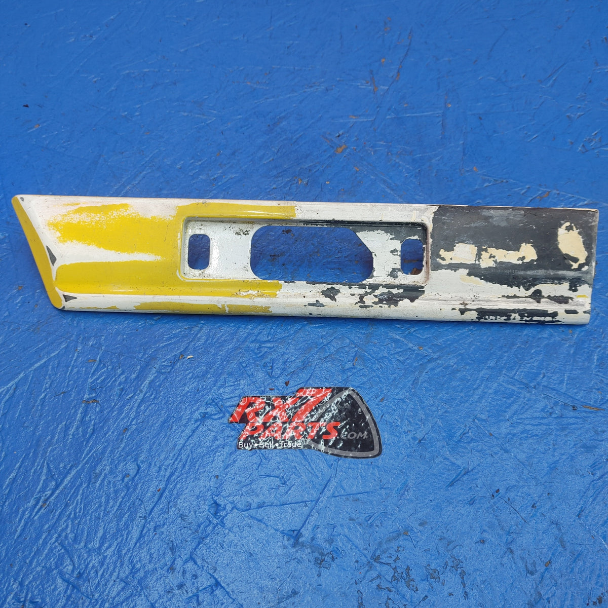USED LHD, RHD Fender Front Body Side Molding Front Right  FC01 50 6R1 RX7 FC S5 S5B52/17