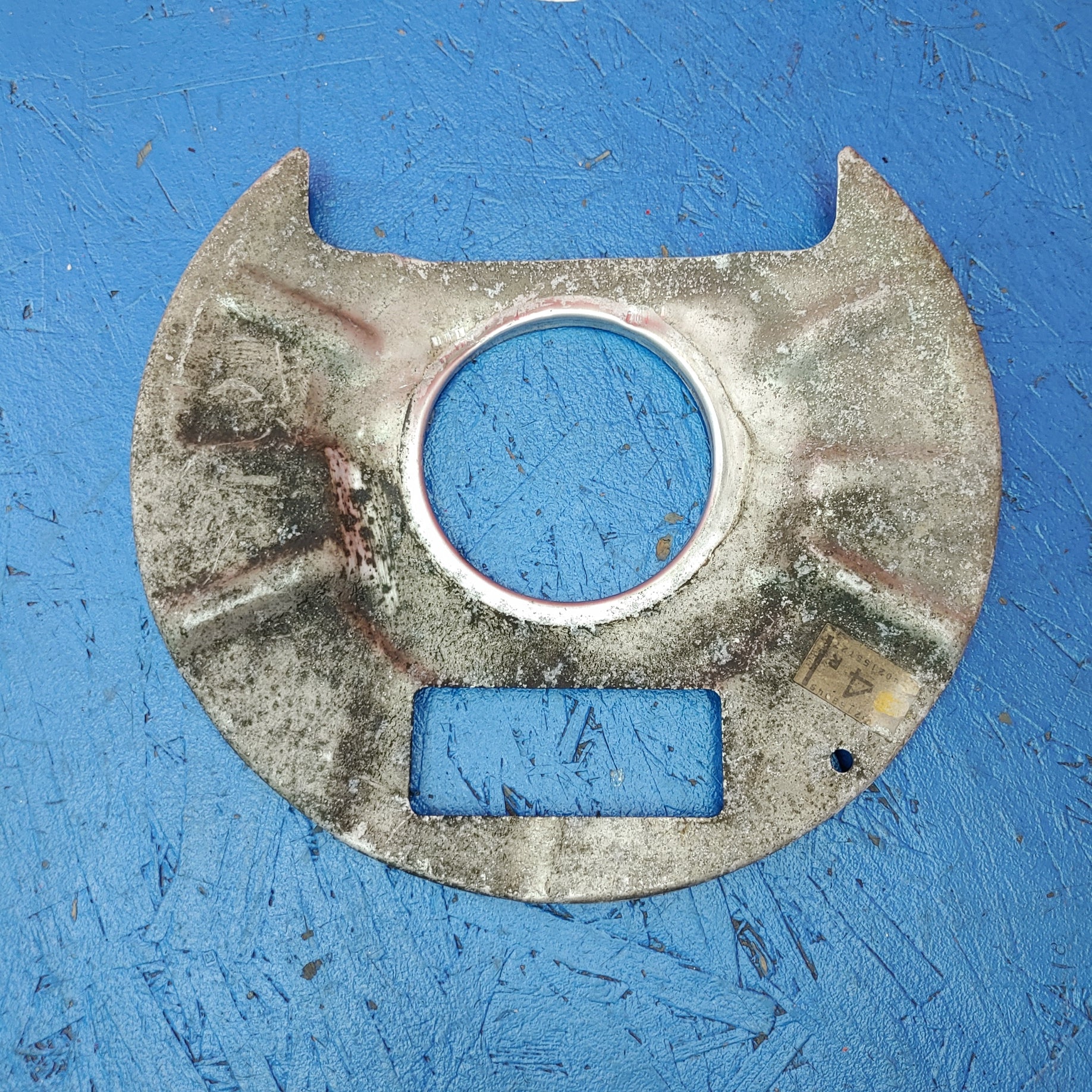 thumbnail image 2 of APDTY 162630 Front Right Brake Dust Shield Backing Plate For 2007-2018 Jeep Wrangler 2 of 9