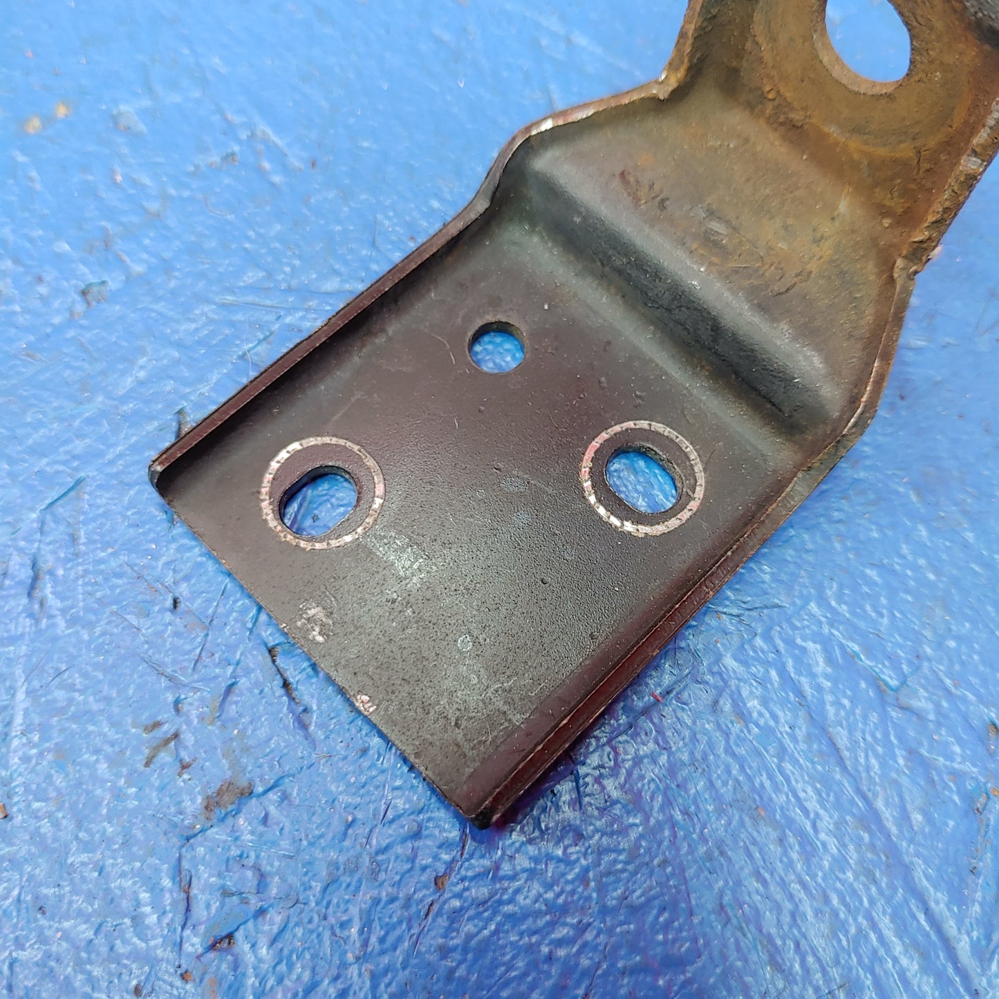 LHD, RHD Rear Center Taillight Bracket  RX7 FD FD3S 93 - 02 Mazda S11B14/10
