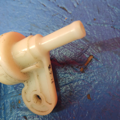 LHD, RHD Fuel Tank Charcoal Canister Chevk Valve   RX7 FD FD3S 93 - 02 Mazda S11B22/5