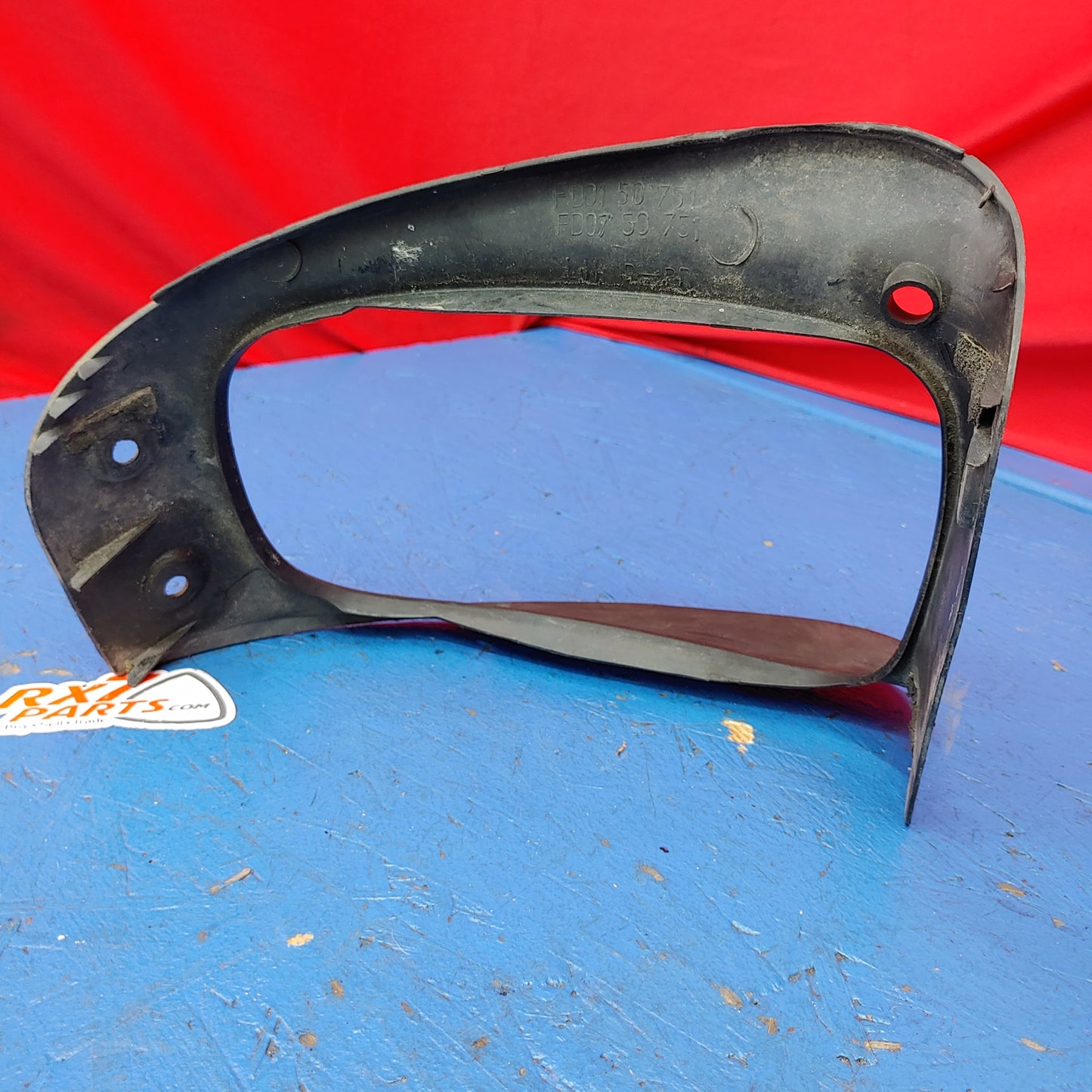 LHD, RHD Left Headlight Bezel FD01-50-751 RX7 FD FD3S 93 - 02 Mazda S11B29/6