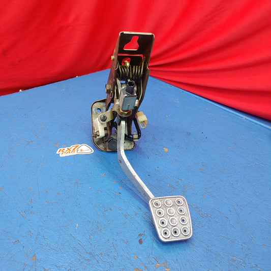 LHD Clutch Pedal Assembly Nla Item With Push Rod FD01-41-30XA RX7 FD FD3S 93 - 95 Mazda S12B15/16