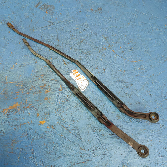 LHD Wiper Arm Pair Left Right J65HLD946 J65HLP947 RX7 FD FD3S 93 - 95 Mazda S12B16/12
