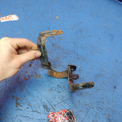 Brake Master Cylinder Line Retaining Bracket  RX7 FD FD3S 93 - 95 Mazda S12B23/17