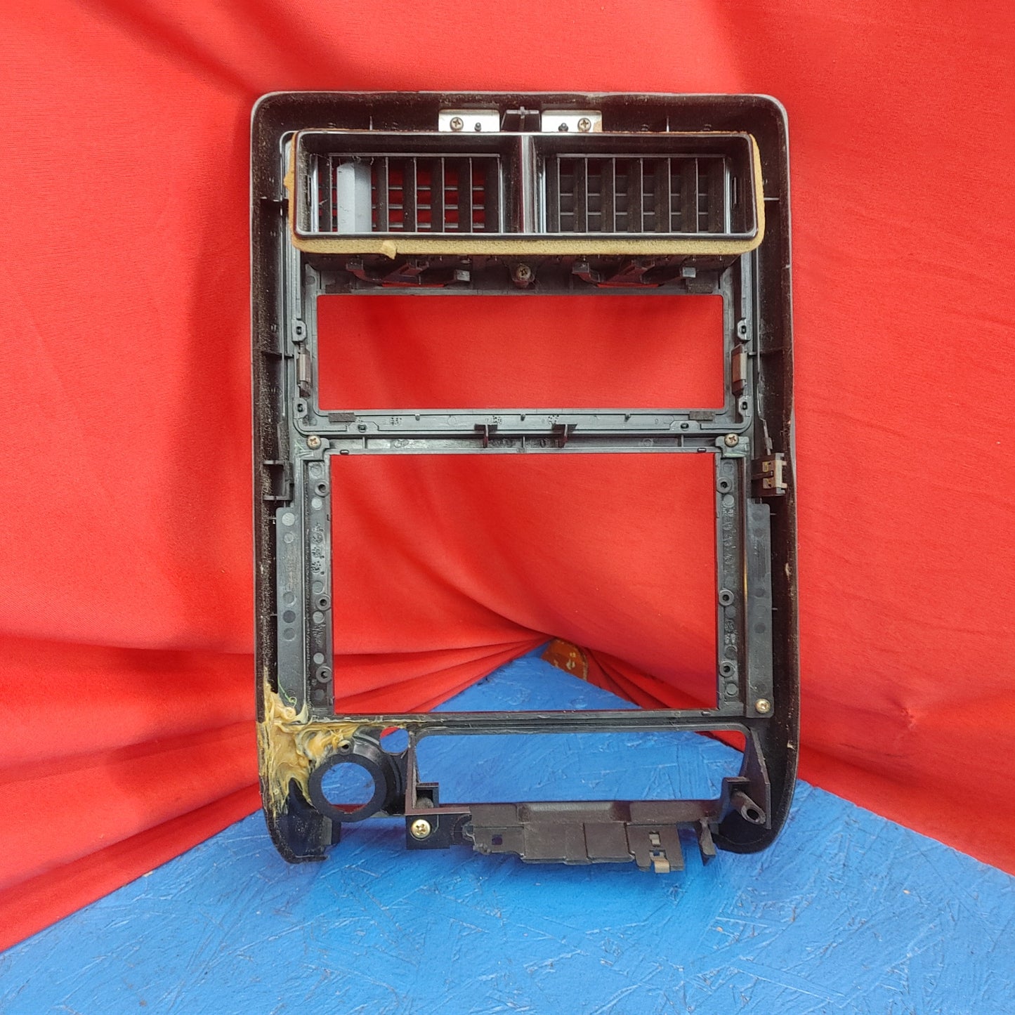 LHD, RHD Radio Stereo Surround Bezel With Center Air Louver Dash Vent Radio Trim  RX7 FC FC3S 86 - 91 Mazda S12B5/7