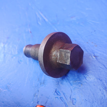 Front Hub Bolt N318-11-420B RX7 FC FC3S 86 - 91 Mazda S13B25/6