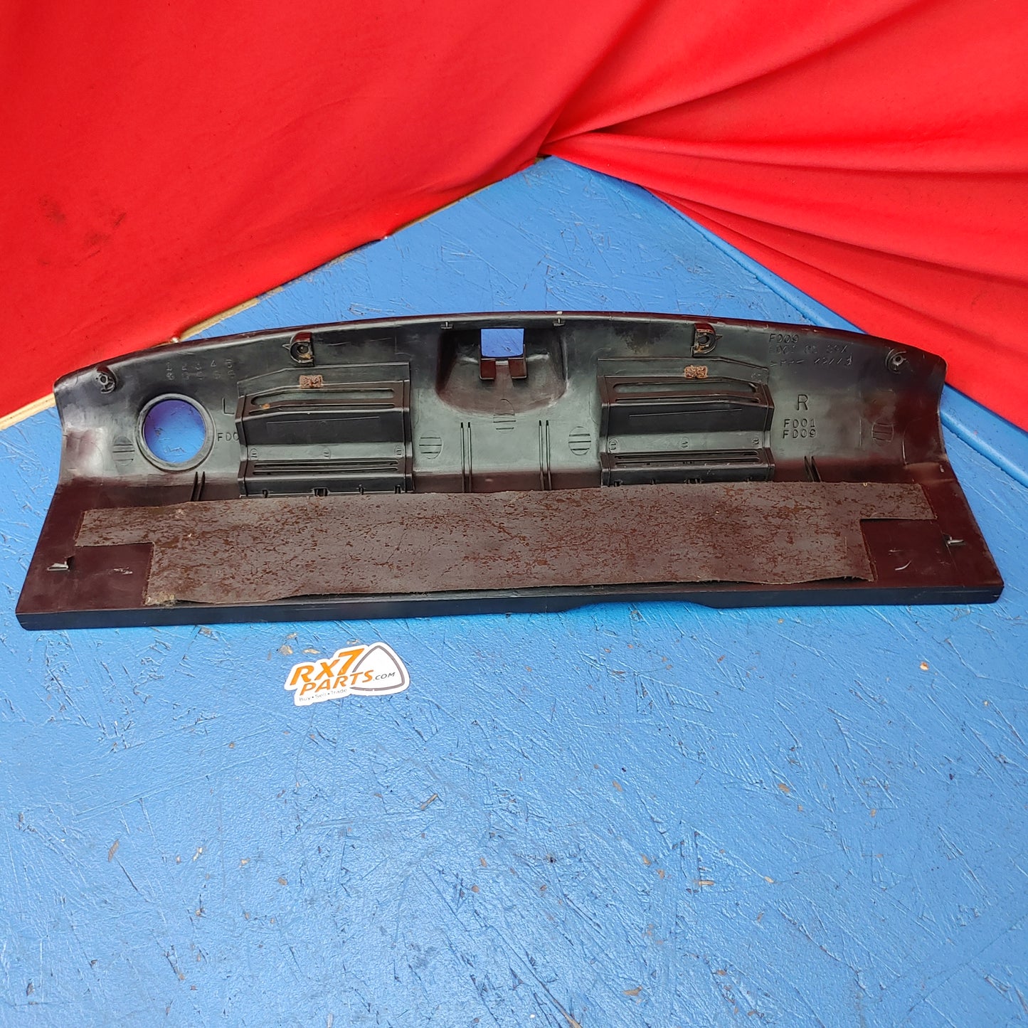 LHD, RHD Rear Hatch Center Trunk Garnish  FD01-68-89X RX7 FD FD3S 93 - 02 Mazda S4B0/157