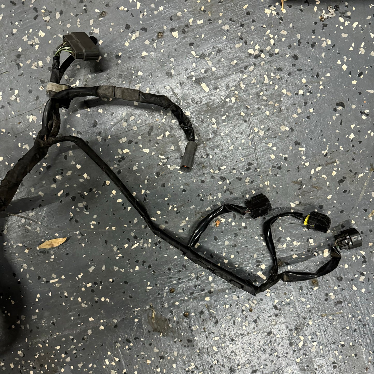 LHD Front U Horse Shoe Wiring Harness FD15-67-010F RX7 FD FD3S 93 - 95 Mazda S4B0/166
