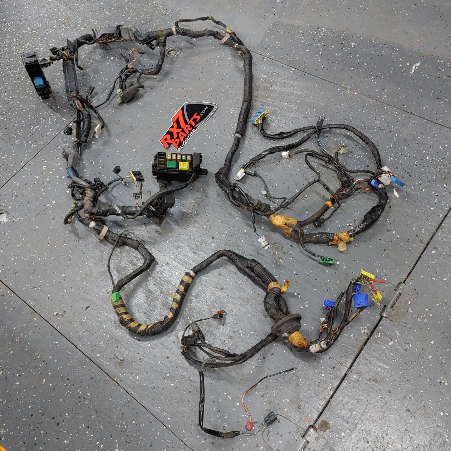 Front U Horse Shoe Wiring Harness RHD RX7 FD FD3S 93 - 02 Mazda S4B0/167