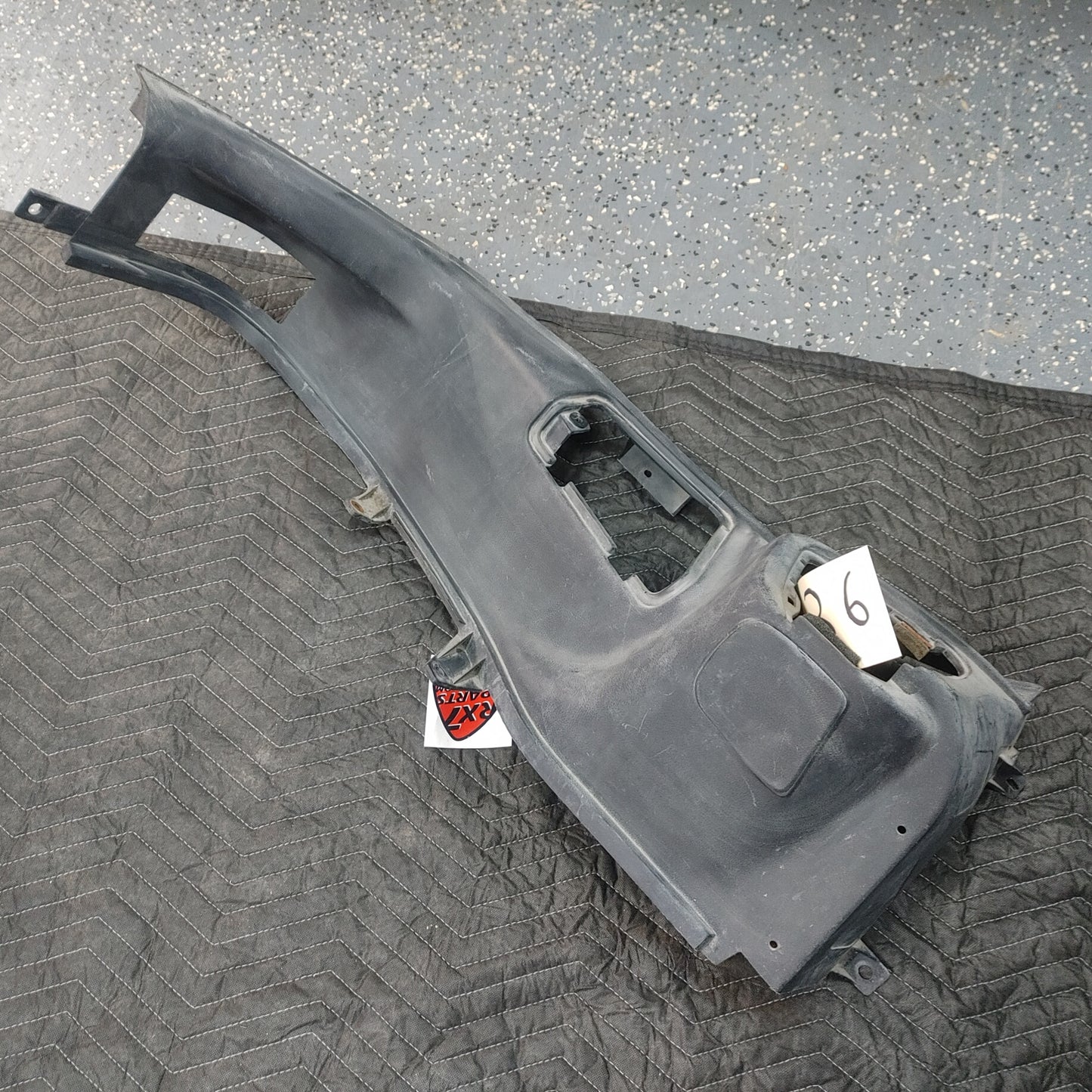 LHD, RHD Rear Strut Cover Trim Plastic   RX7 FD FD3S 93 - 02 Mazda S4B0/236b