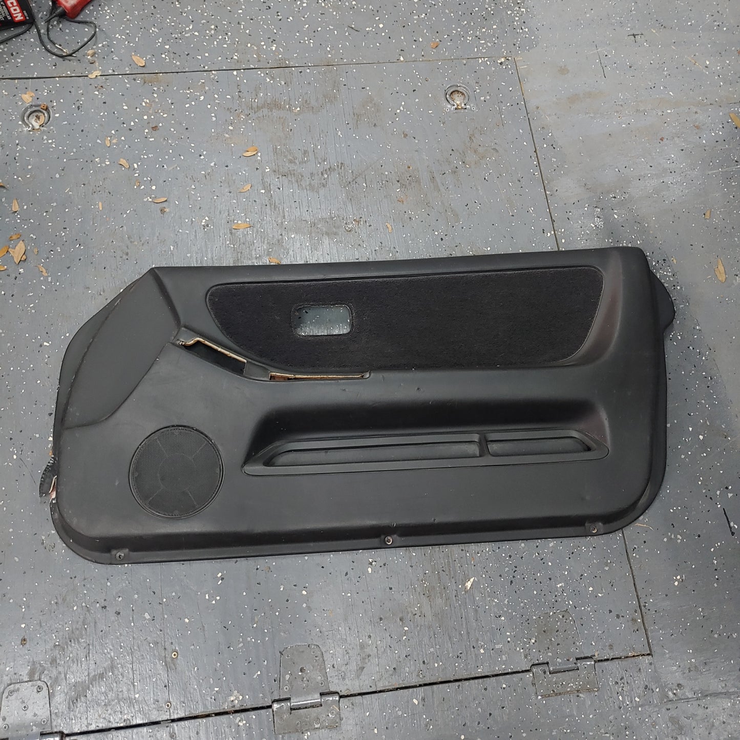 R33 Driver Door Card       S4B0/280