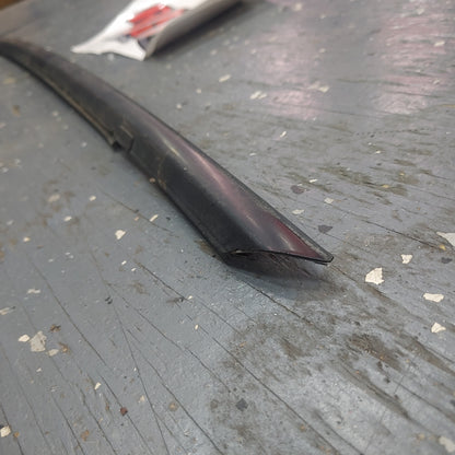 Left Outer Door Window Trim FD01-50-650E RX7 FD FD3S 93 - 02 Mazda S4B0/332