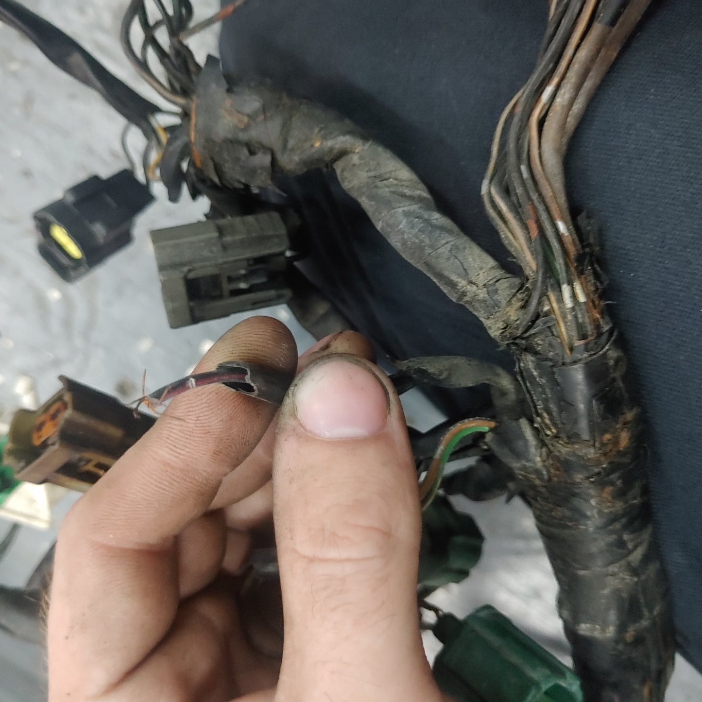 LHD Manual Engine Wiring Harness N3A1-18-05ZG RX7 FD FD3S 93 - 95 Mazda S4B0/349w