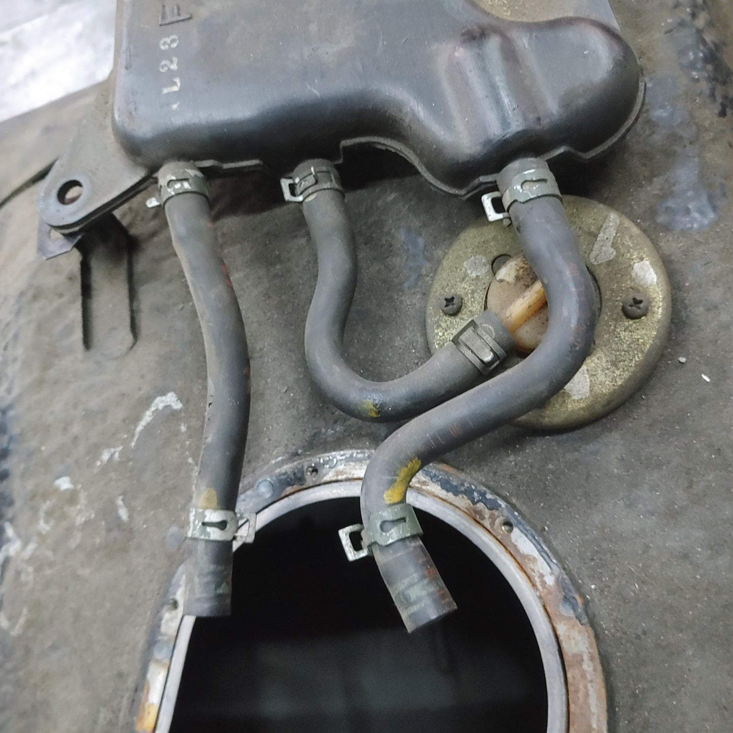 Fuel Tank Race Setup  S4B0/393 RX7 FD FD3S 93 - 02 Mazda - RX7Parts