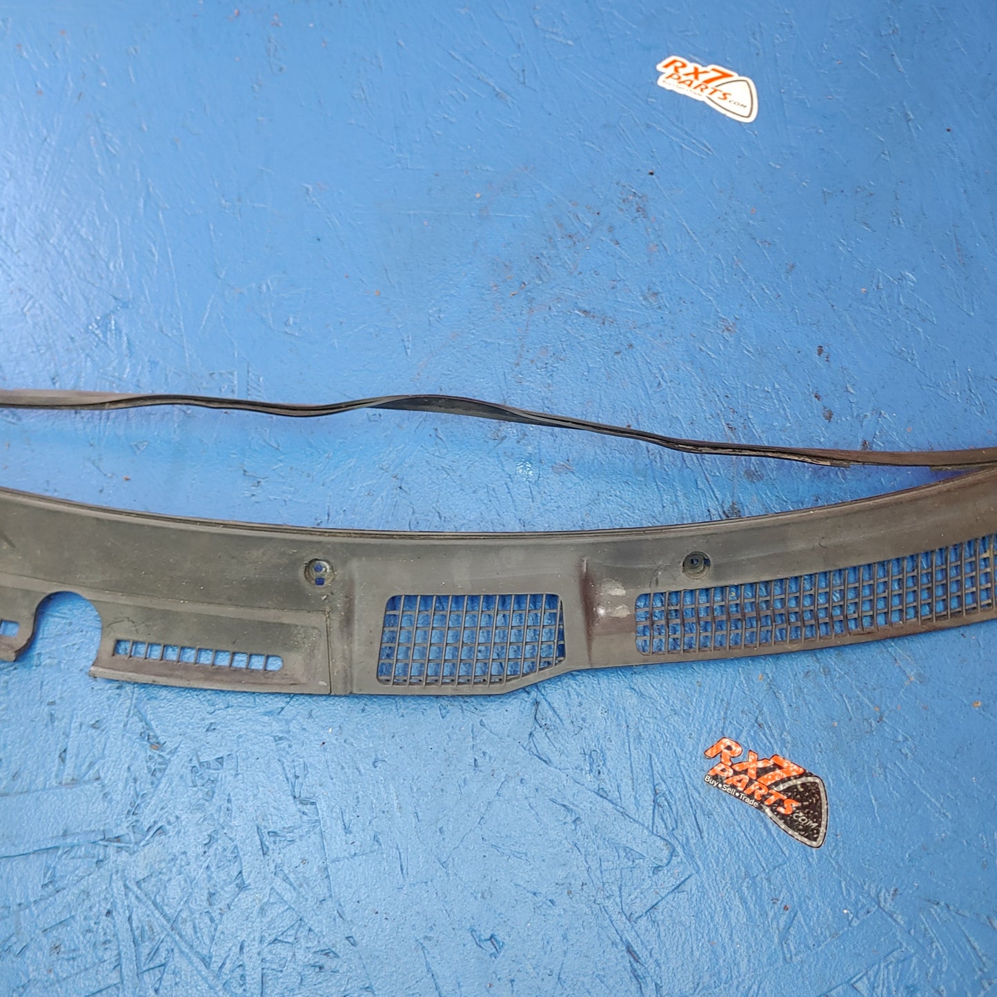 LHD Lhd Windshield Wiper Cowl Grille  RX7 FD FD3S 93 - 02 Mazda S4B0/438