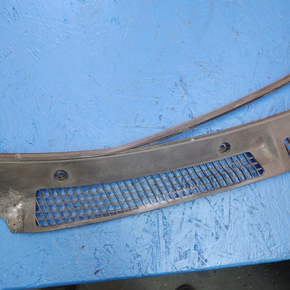 LHD Lhd Windshield Wiper Cowl Grille  RX7 FD FD3S 93 - 02 Mazda S4B0/438