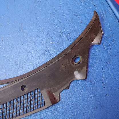 LHD Lhd Windshield Wiper Cowl Grille  RX7 FD FD3S 93 - 02 Mazda S4B0/438
