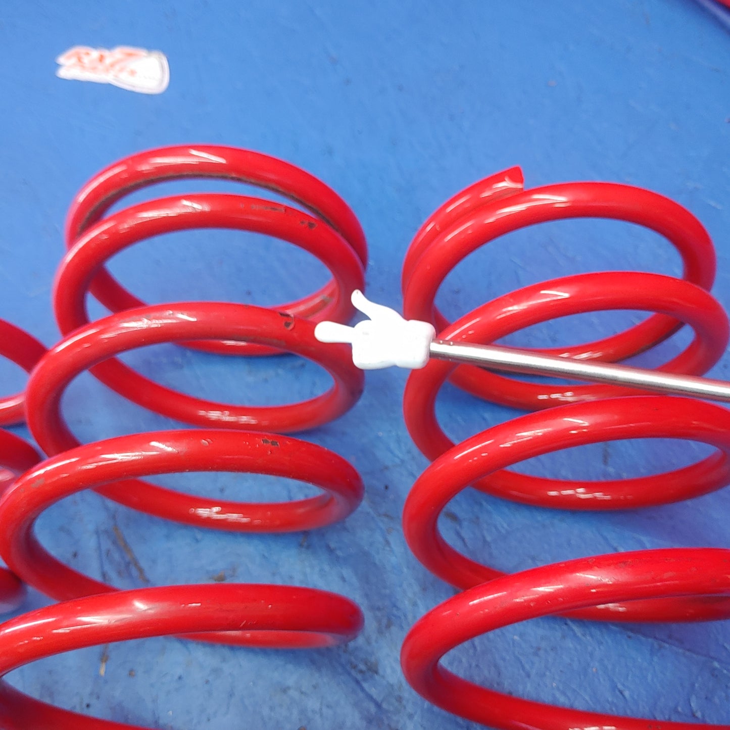 Red Lowering Spring Set      SH7B10/2