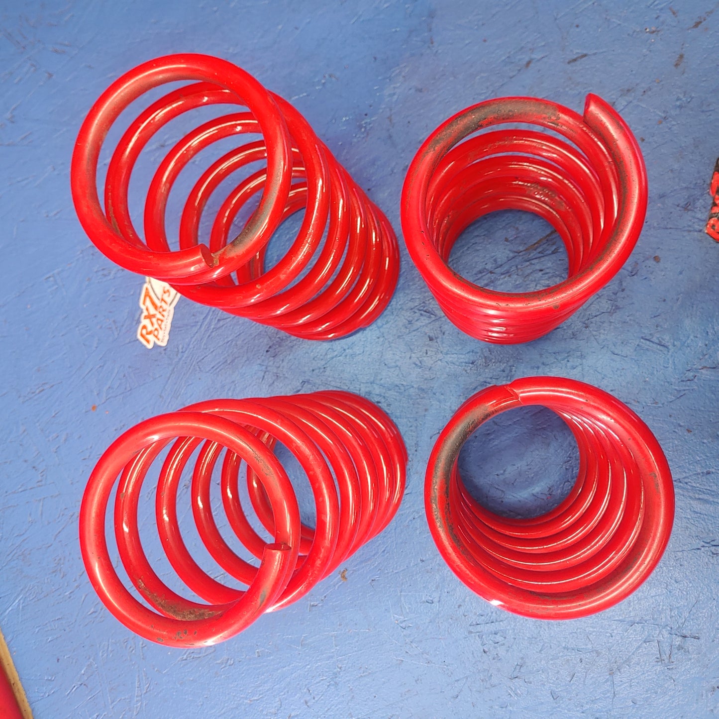 Red Lowering Spring Set      SH7B10/2
