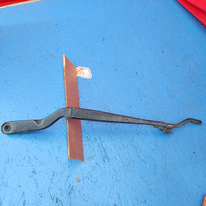 Driver Right Wiper Blade Arm  Skyline R34 BNR34 99 - 02 Nissan S4B30/18