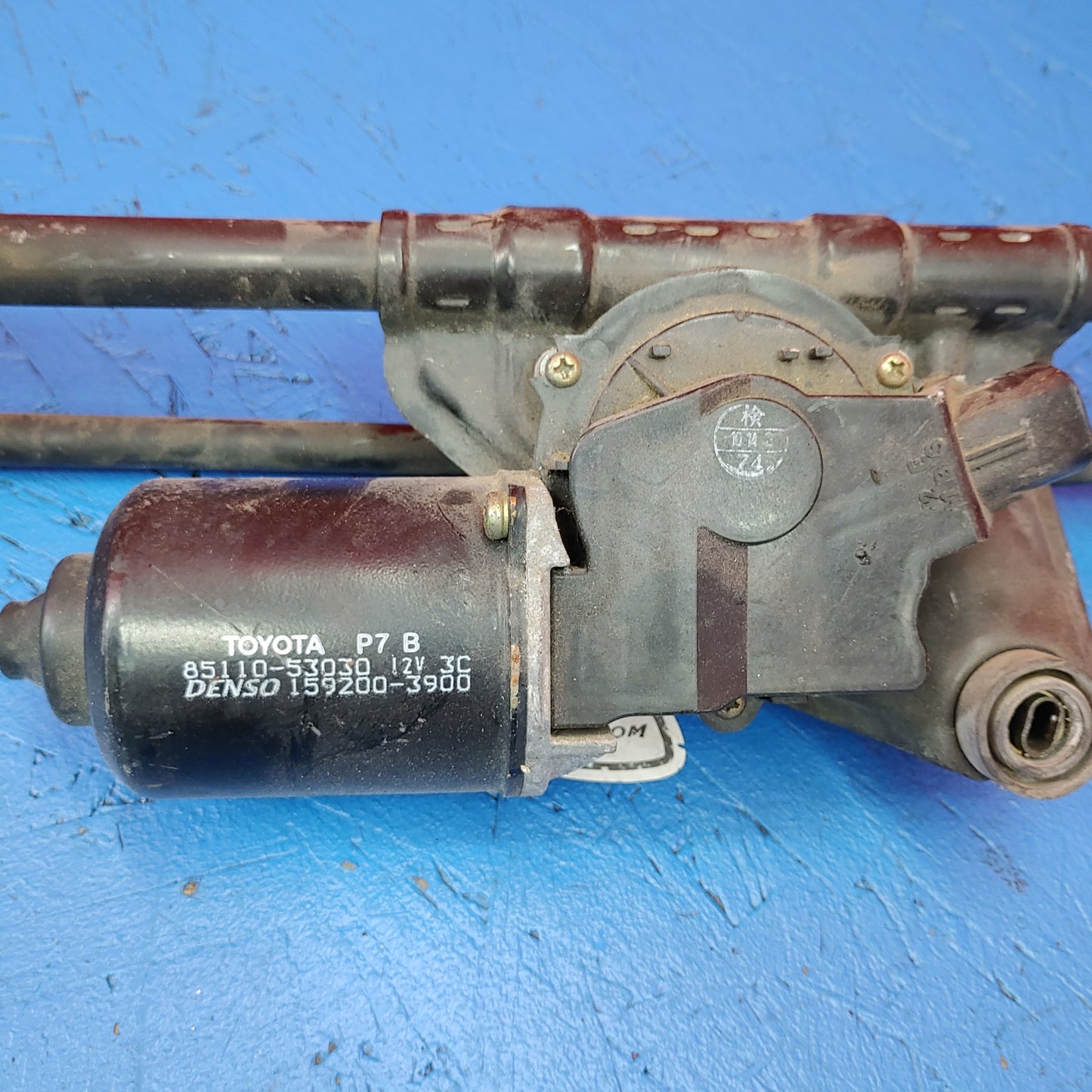 Wiper Arm Motor and Assembly  Is300 SXE10 01 - 05 Lexus  S4B30/19