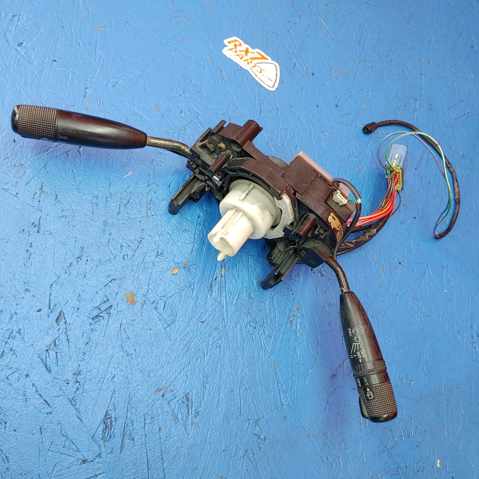 Stuurkolomschakelaar Voor Radio En Ruitenwissers – Compatibel Met Renault Clio III (2005+), Kangoo (2008+), Modus (2005+), OE-nummers 8201359195 / 7701068113
