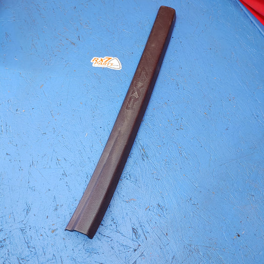 LHD, RHD Right Door Sill Scuff Plate Black FD01-68-711 RX7 FD FD3S 93 - 02 Mazda S4B33/2