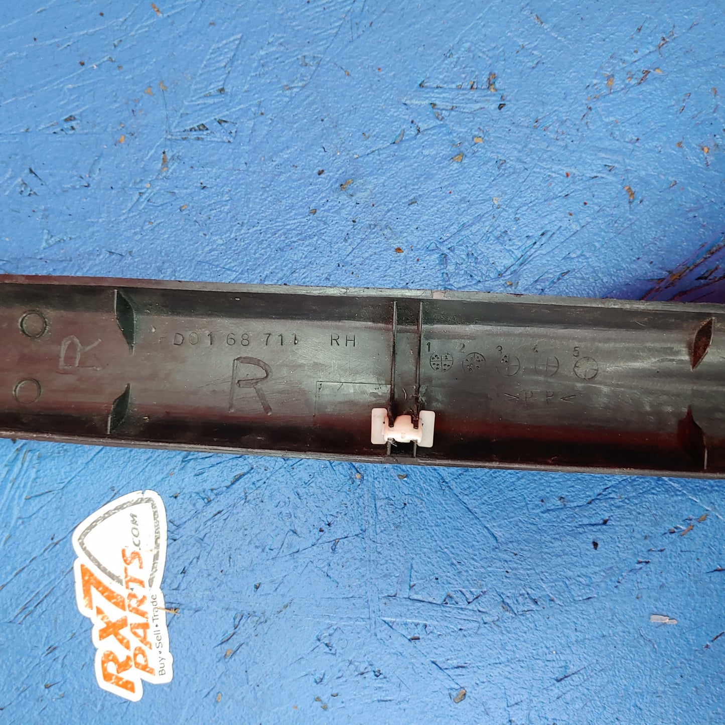 LHD, RHD Right Door Sill Scuff Plate Black FD01-68-711 RX7 FD FD3S 93 - 02 Mazda S4B33/2